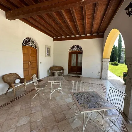 Corte San Lorenzo Bed & Breakfast *